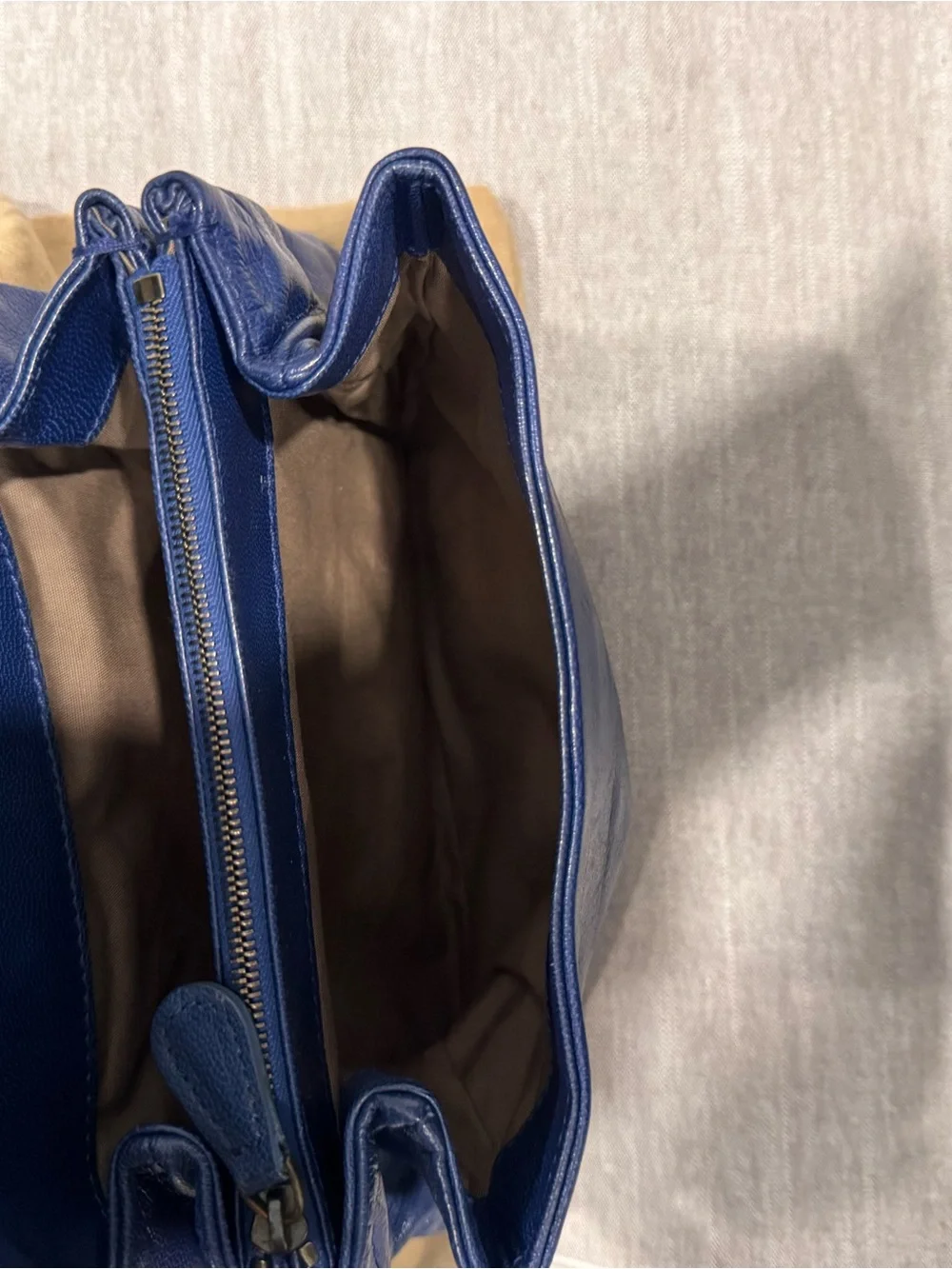 Bottega Veneta Navy Blue Woven Leather Clutch - Picture 5 of 7